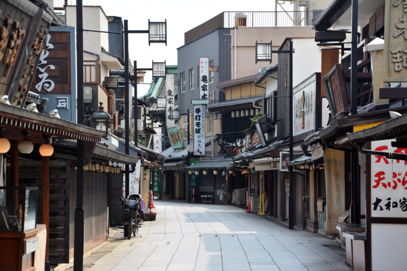 クロスケ酒場 東大和の居酒屋 昭和レトロな店内のイメージ